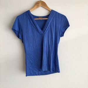 Ann Taylor silk‎ short sleeve v neck blouse